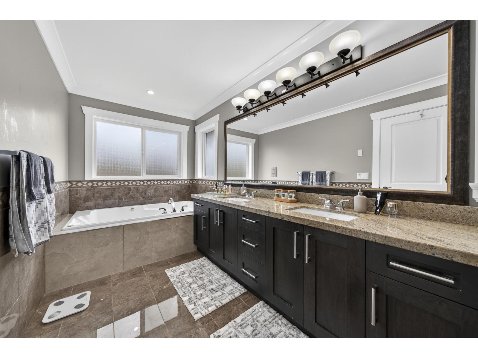 1925 MERLOT BOULEVARD, Abbotsford