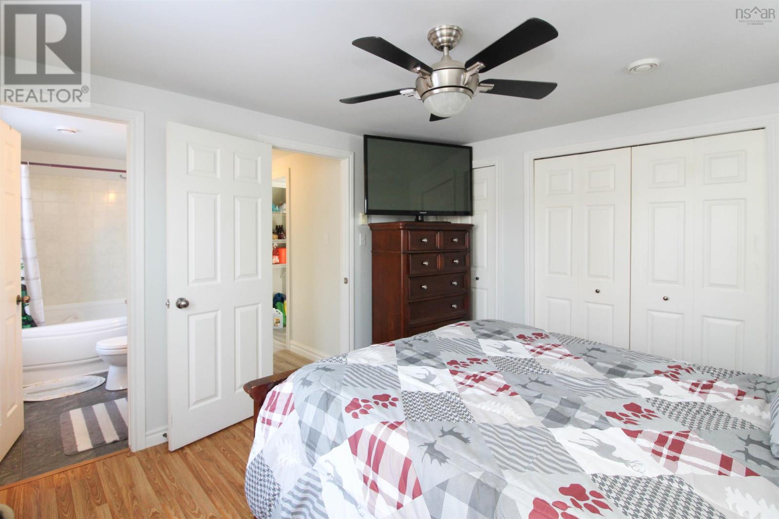 Property 31 of 34 of 122 Blainedale Drive