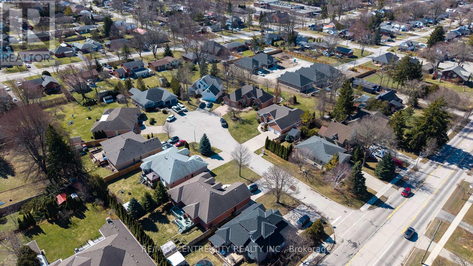 6 HUNTINGTON TERRACE, St. Thomas, Ontario