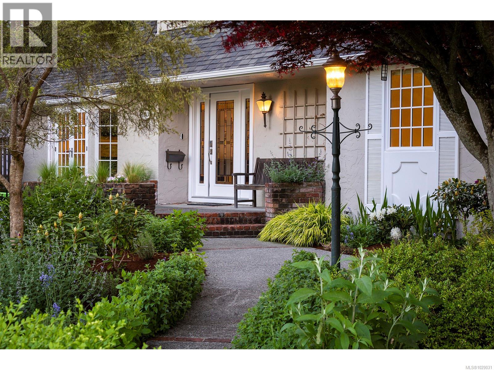  3150 Norfolk Road, Oak Bay