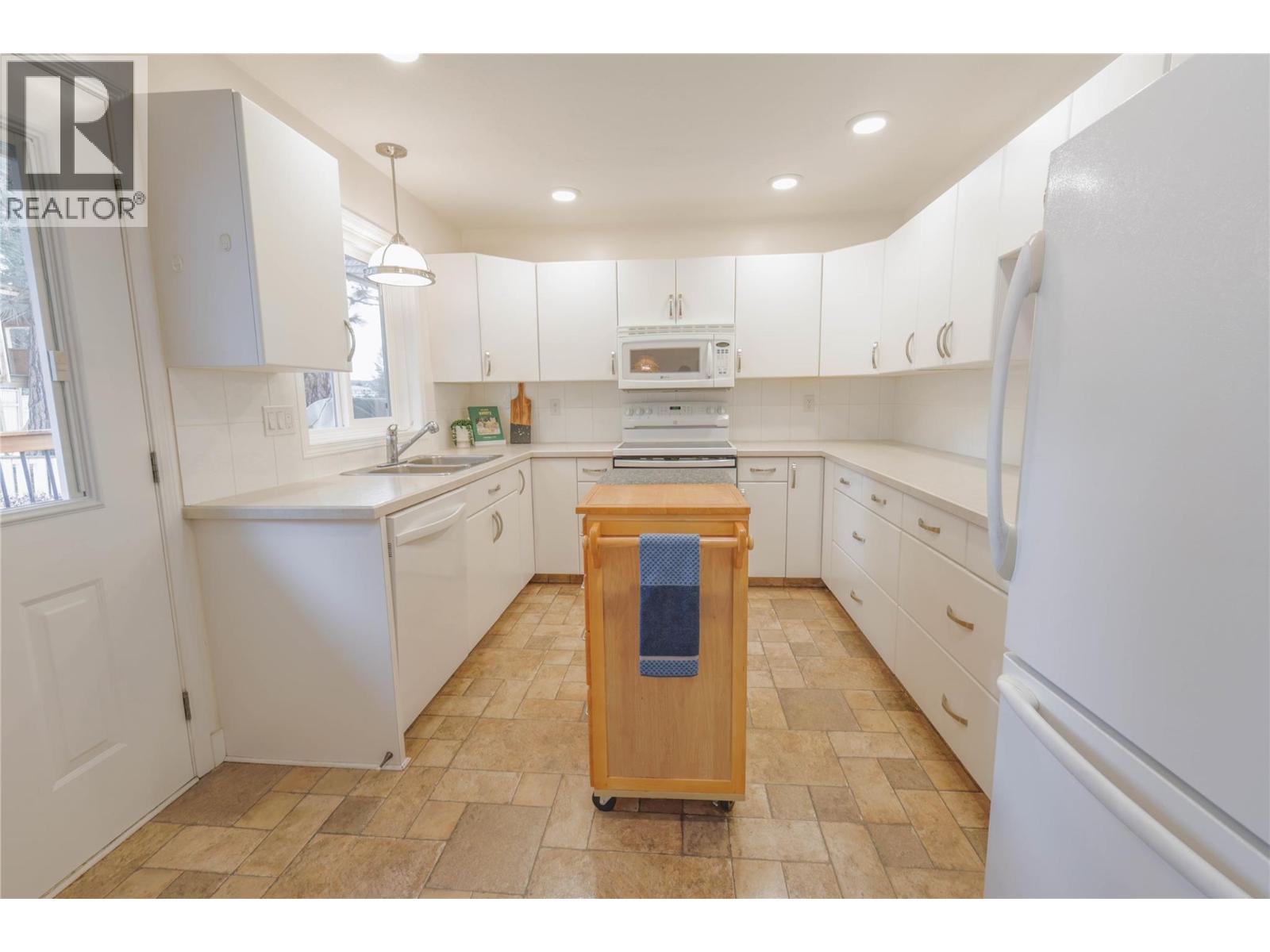 2158 Garymede Drive, Kamloops