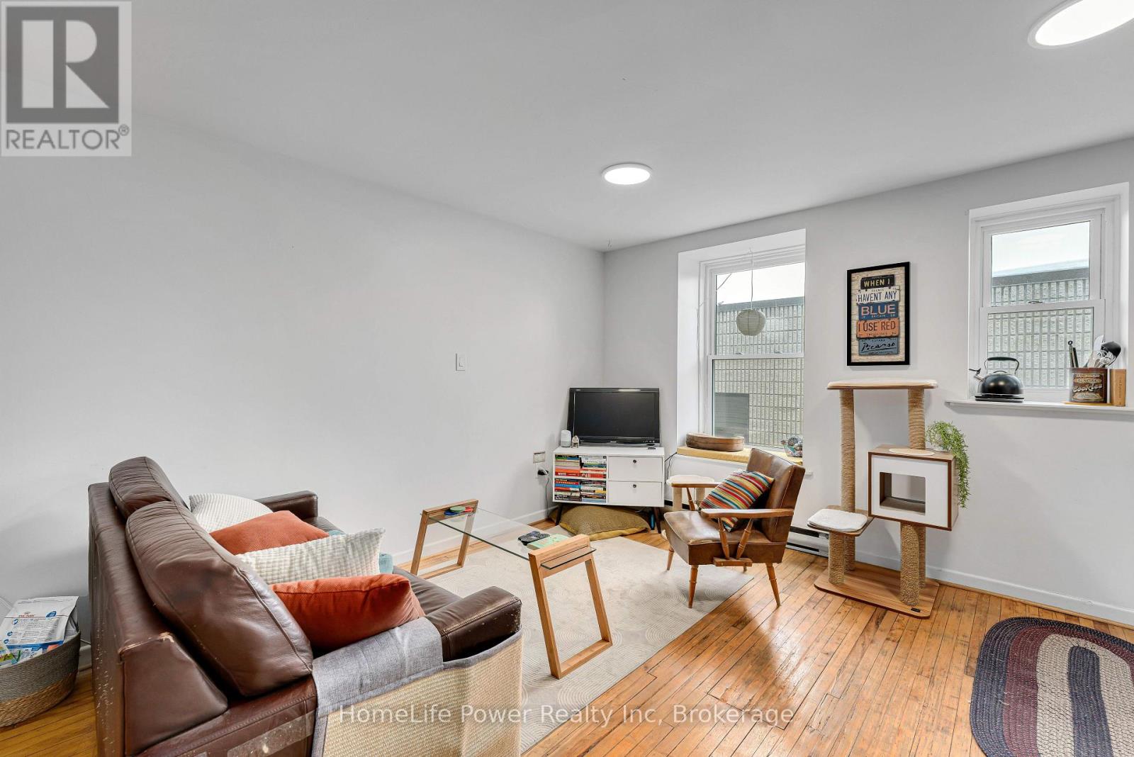 207 WELLINGTON STREET - 18
