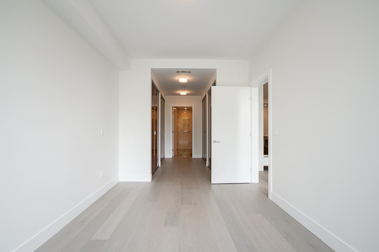 212 1342 JOHNSTON ROAD, White Rock