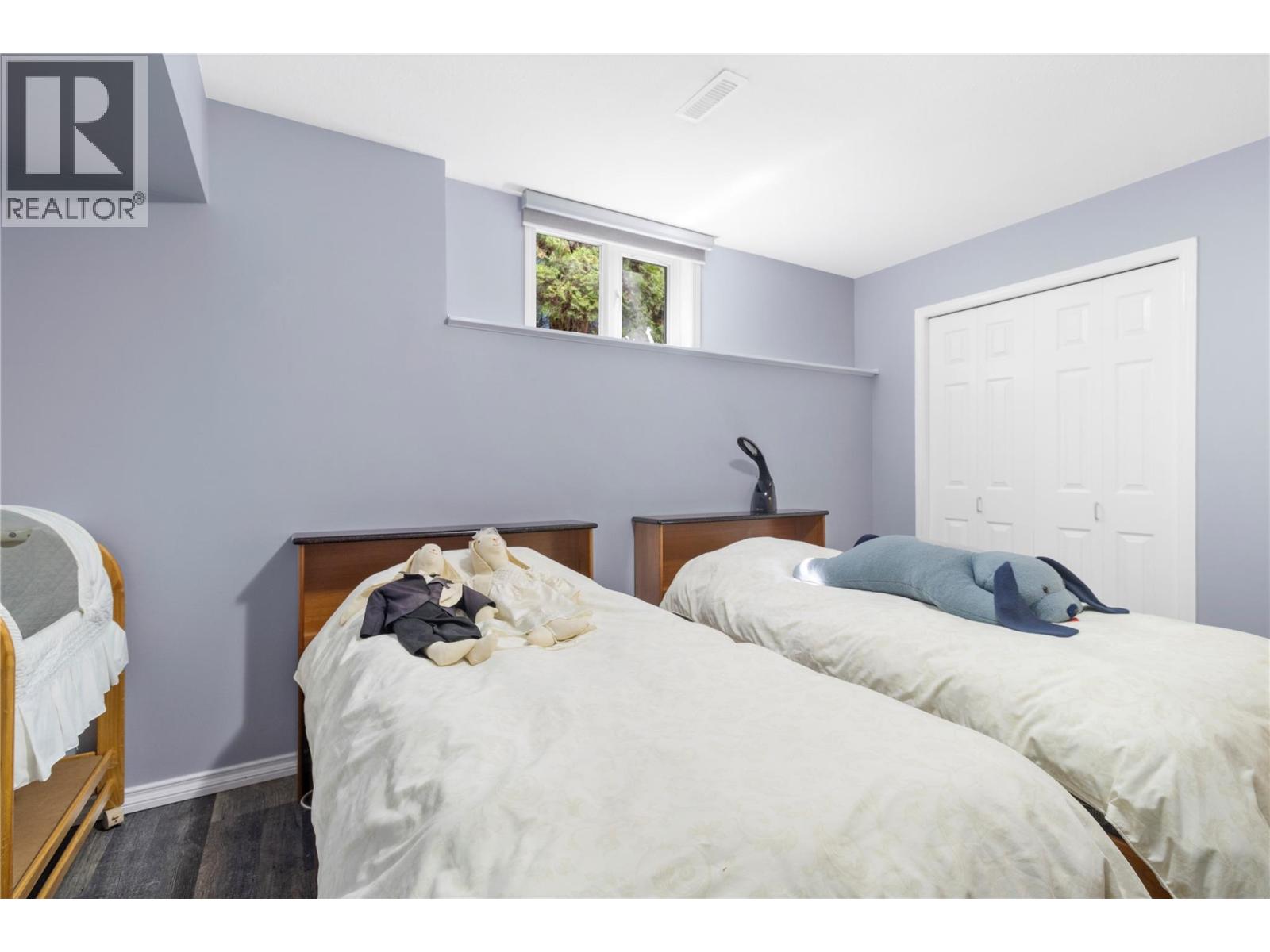 2250 3 Avenue SE, Salmon Arm