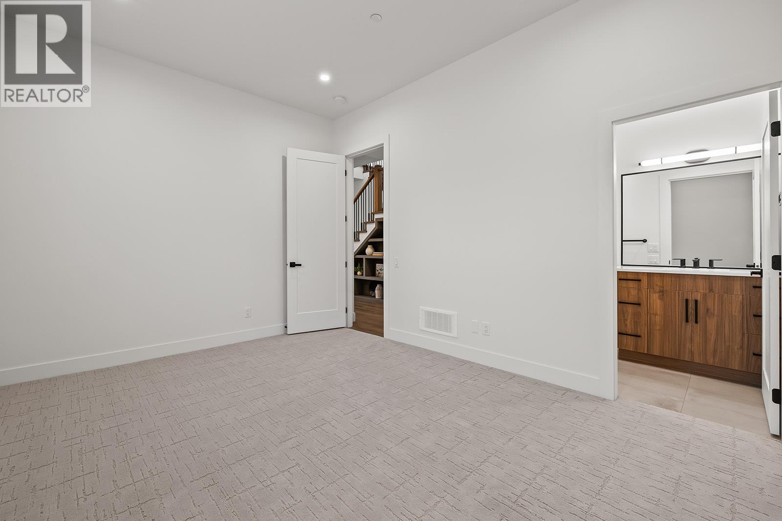  124 Wildsong Crescent, Vernon