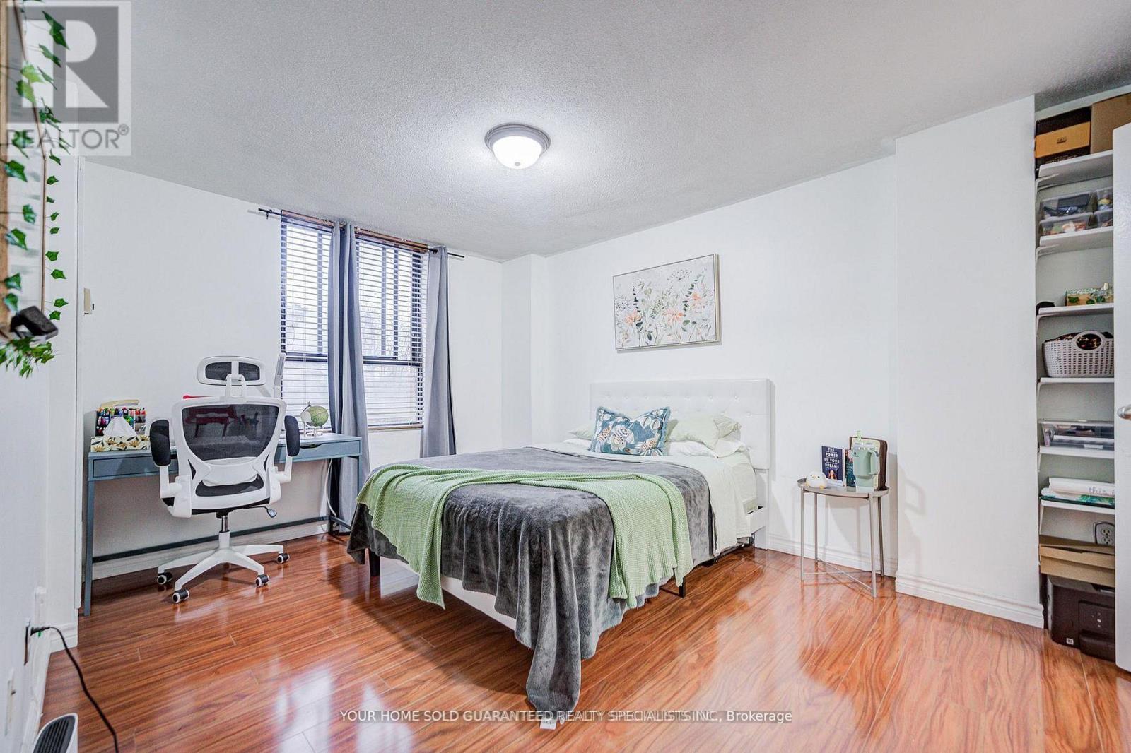 #602 2721 VICTORIA PARK AVENUE - 16