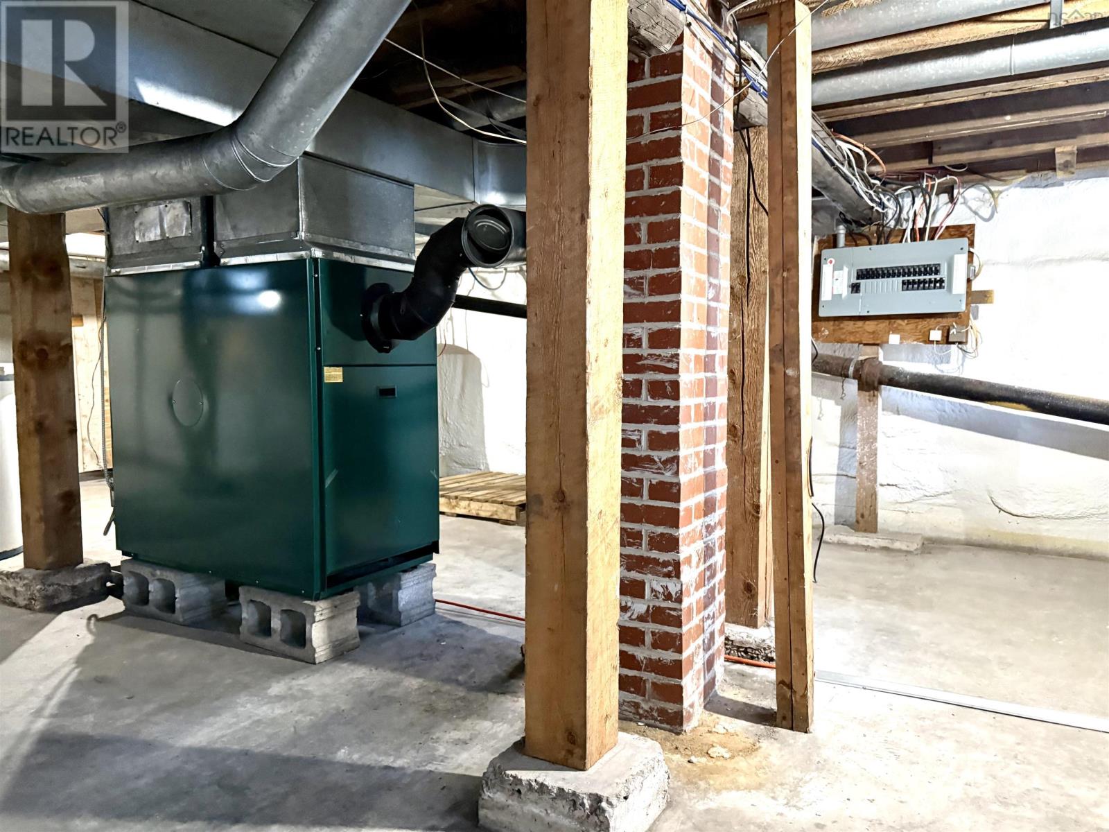 Property 47 of 50 of 149 East Pleasant Street