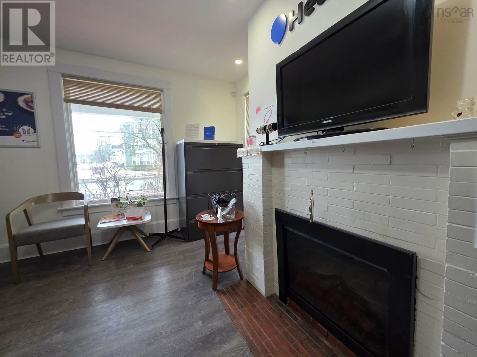 92 Willow Street - 14