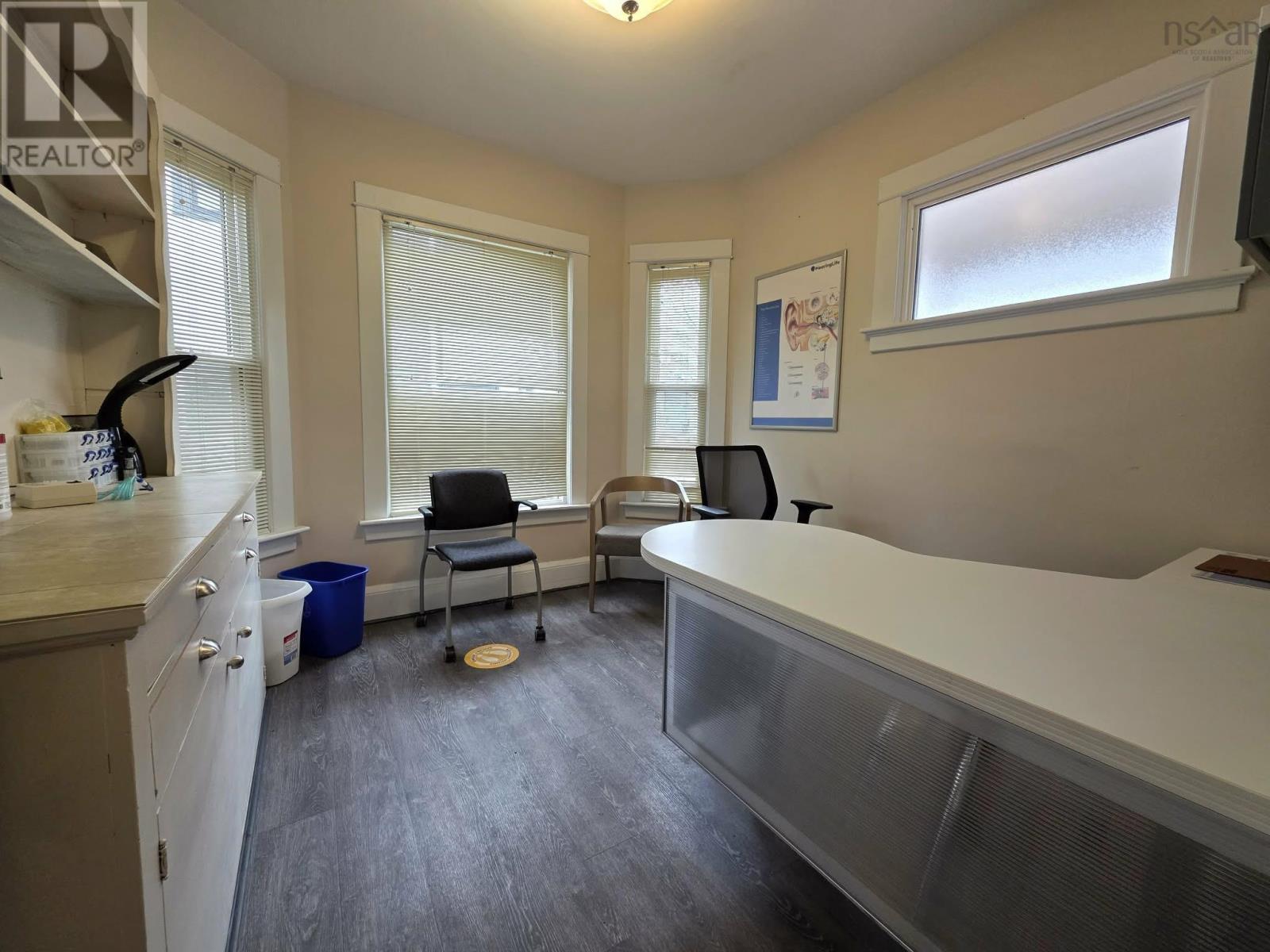 92 Willow Street - 21