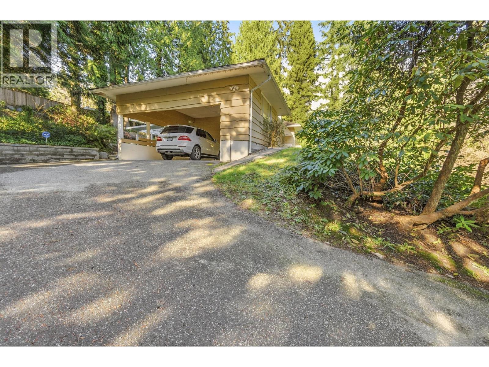 315 STEVENS DRIVE, West Vancouver