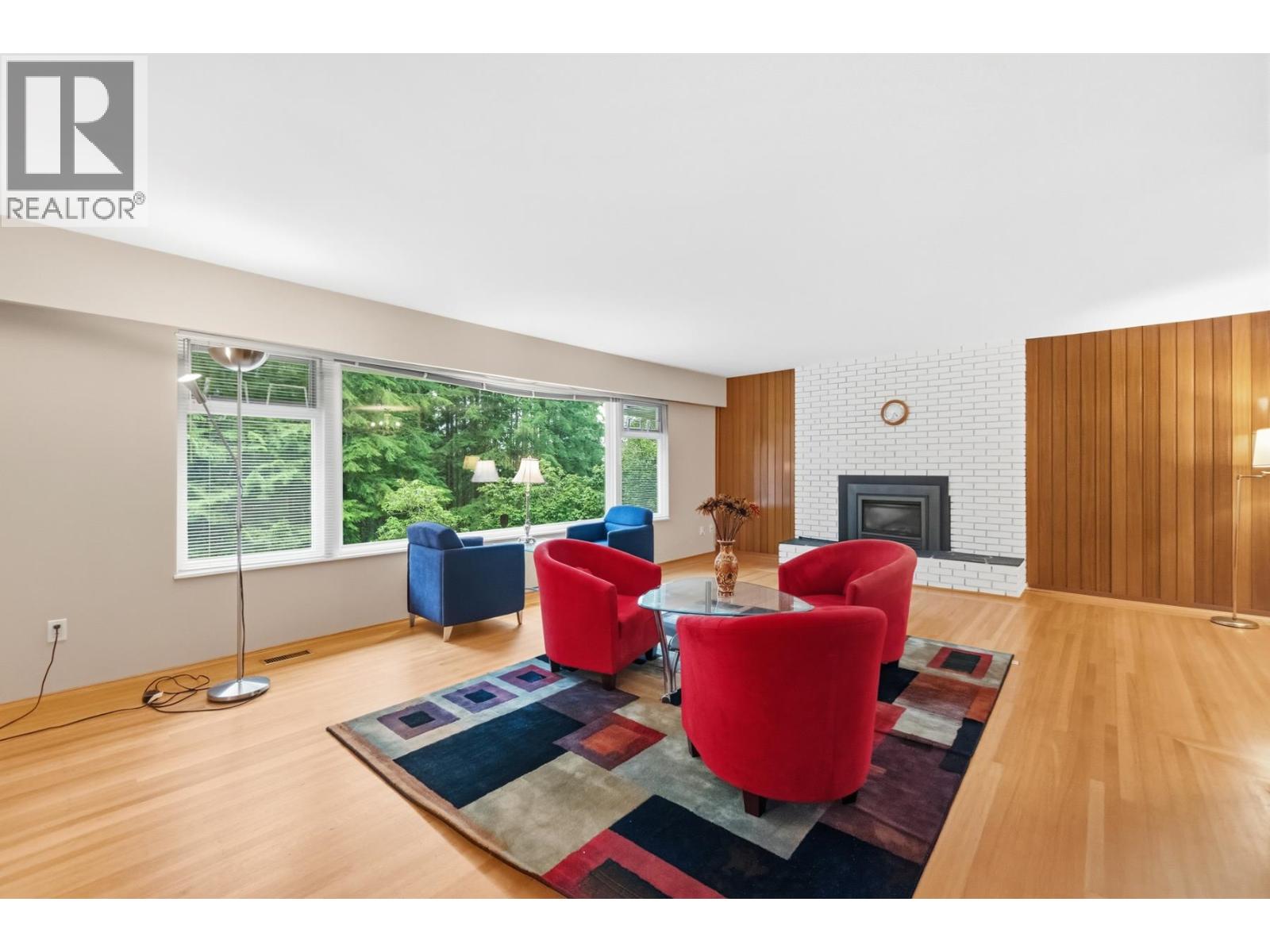 315 STEVENS DRIVE, West Vancouver