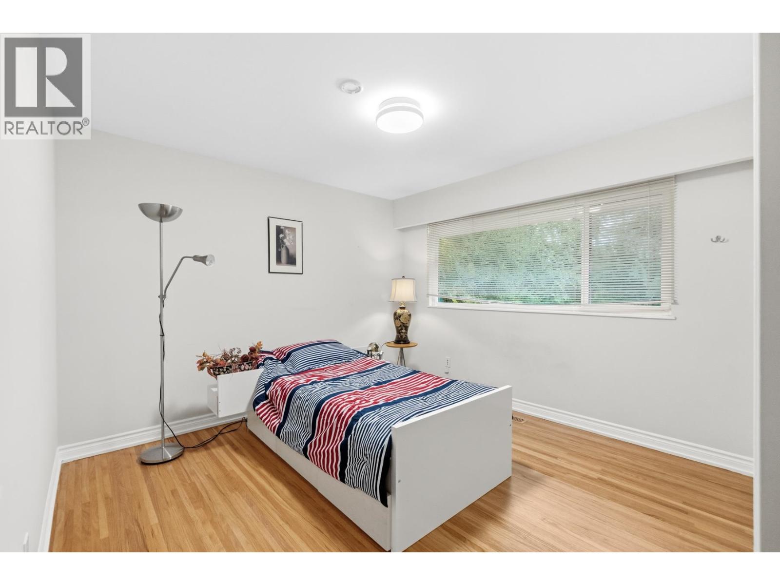 315 STEVENS DRIVE, West Vancouver