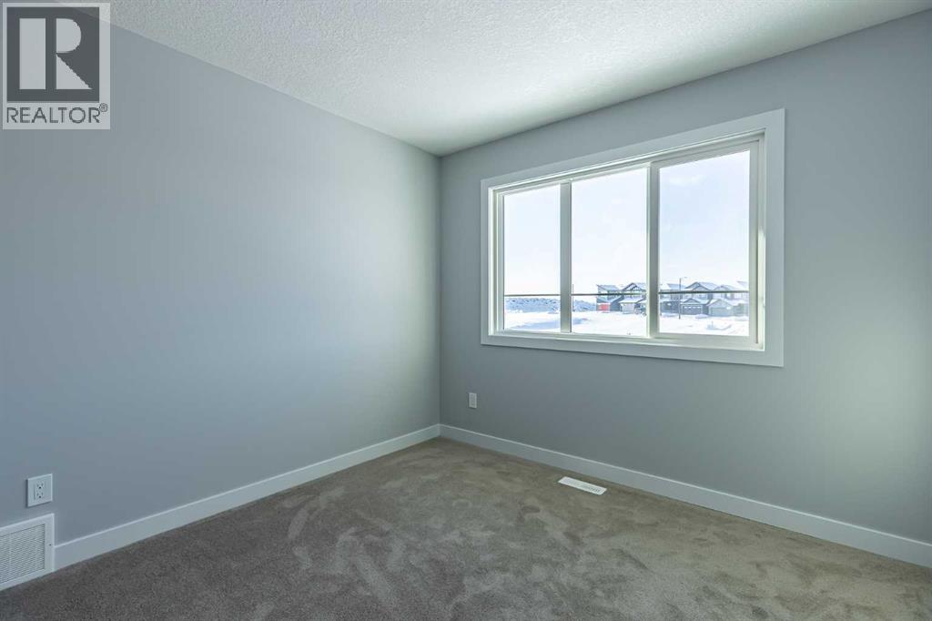 7 Heritage Point, Cochrane