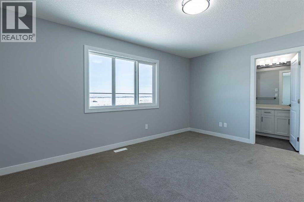 7 Heritage Point, Cochrane