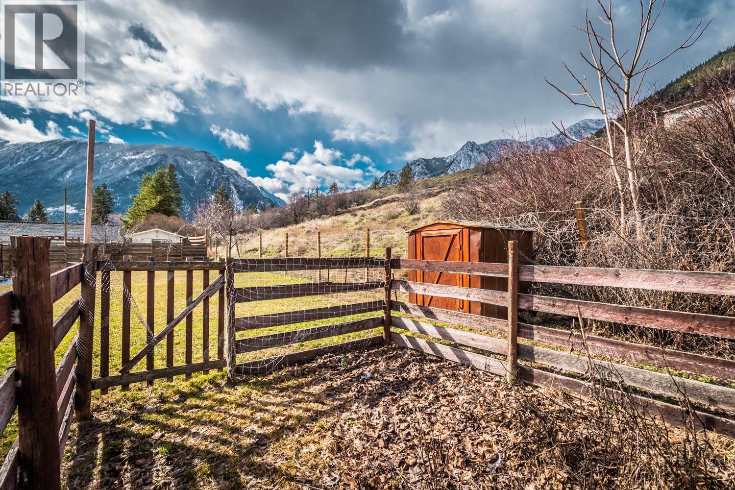 245 MCEWEN ROAD - 26