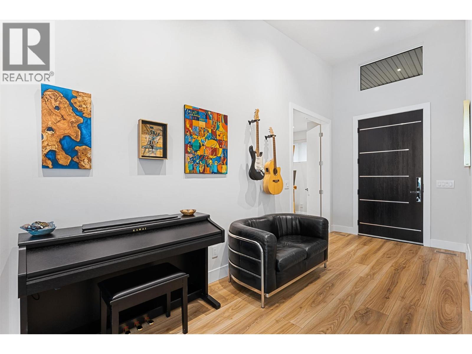  3596 Arrowroot Drive, Kelowna