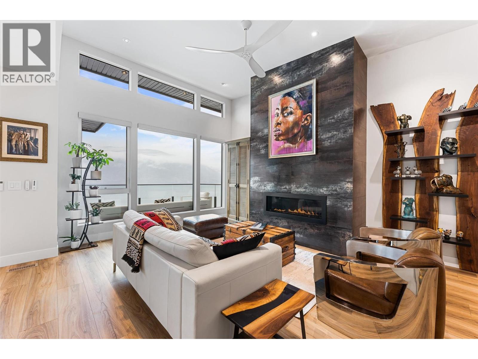  3596 Arrowroot Drive, Kelowna