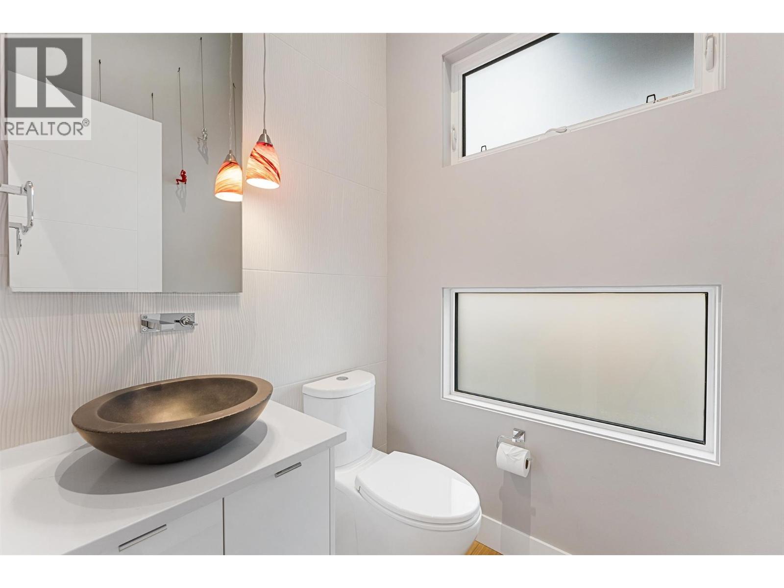  3596 Arrowroot Drive, Kelowna