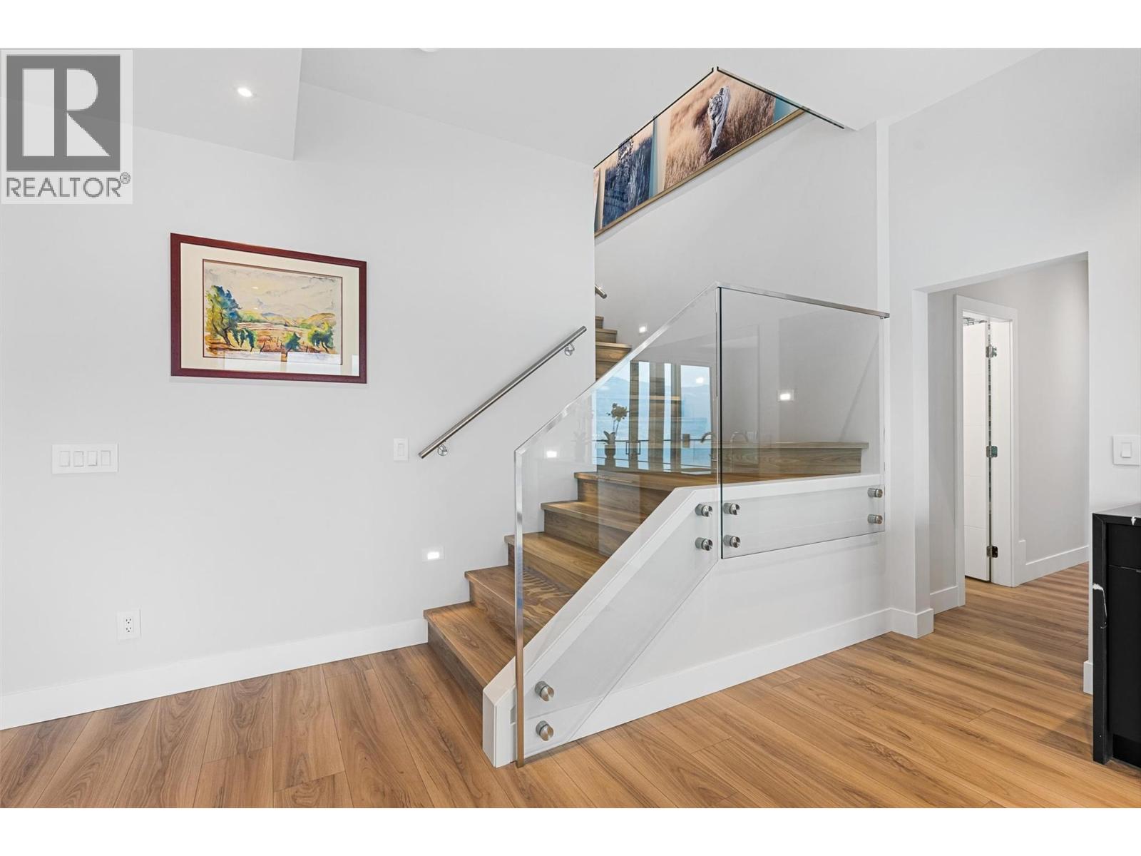  3596 Arrowroot Drive, Kelowna