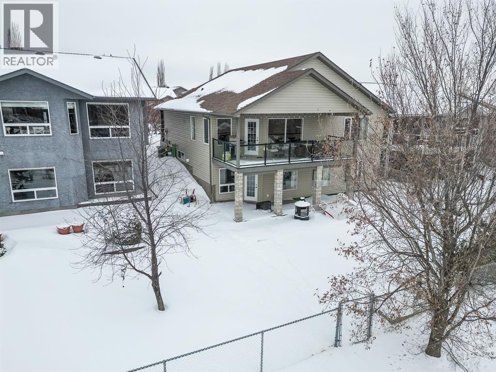77 Pondside Crescent, Blackfalds