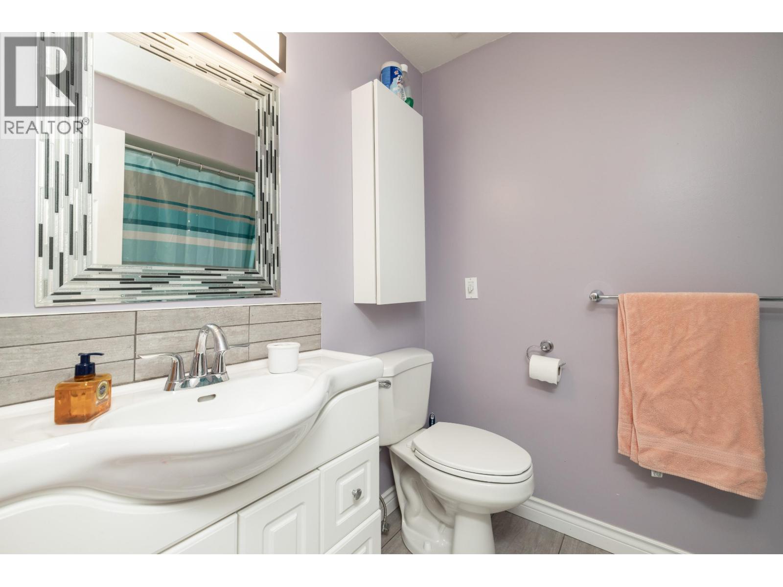 3 5600 LADNER TRUNK ROAD, Delta