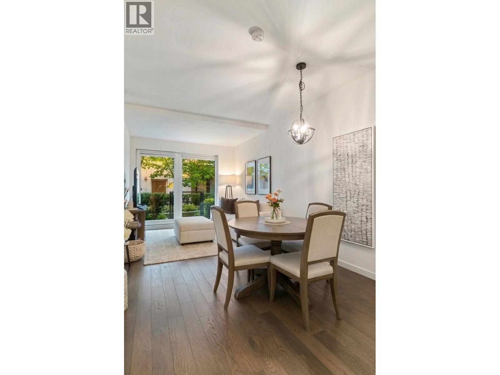 105 5383 CAMBIE Street - photo 2