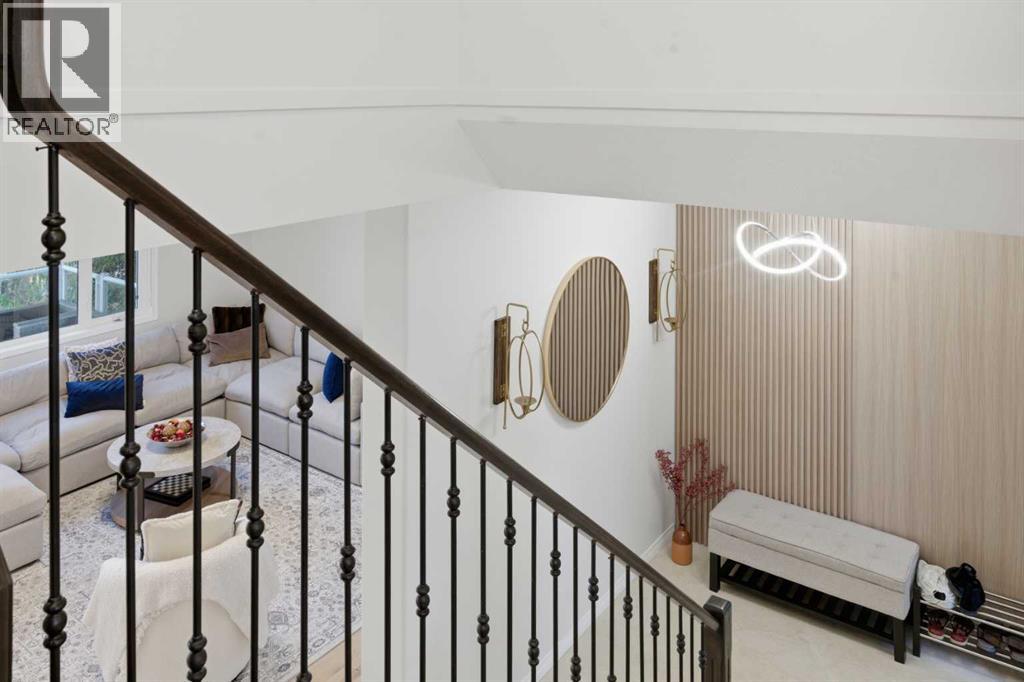 Single Family House for Sale in  Springbluff Heights SW Springbank Hill Calgary 