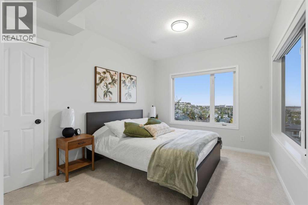 Single Family House for Sale in  Springbluff Heights SW Springbank Hill Calgary 