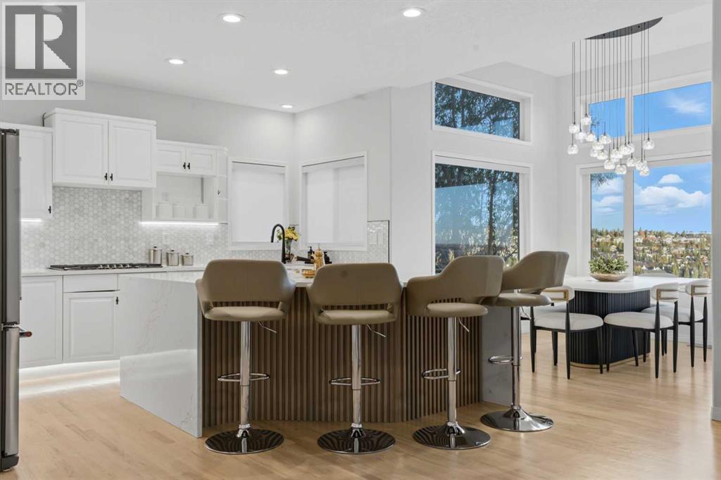 Single Family House for Sale in  Springbluff Heights SW Springbank Hill Calgary 