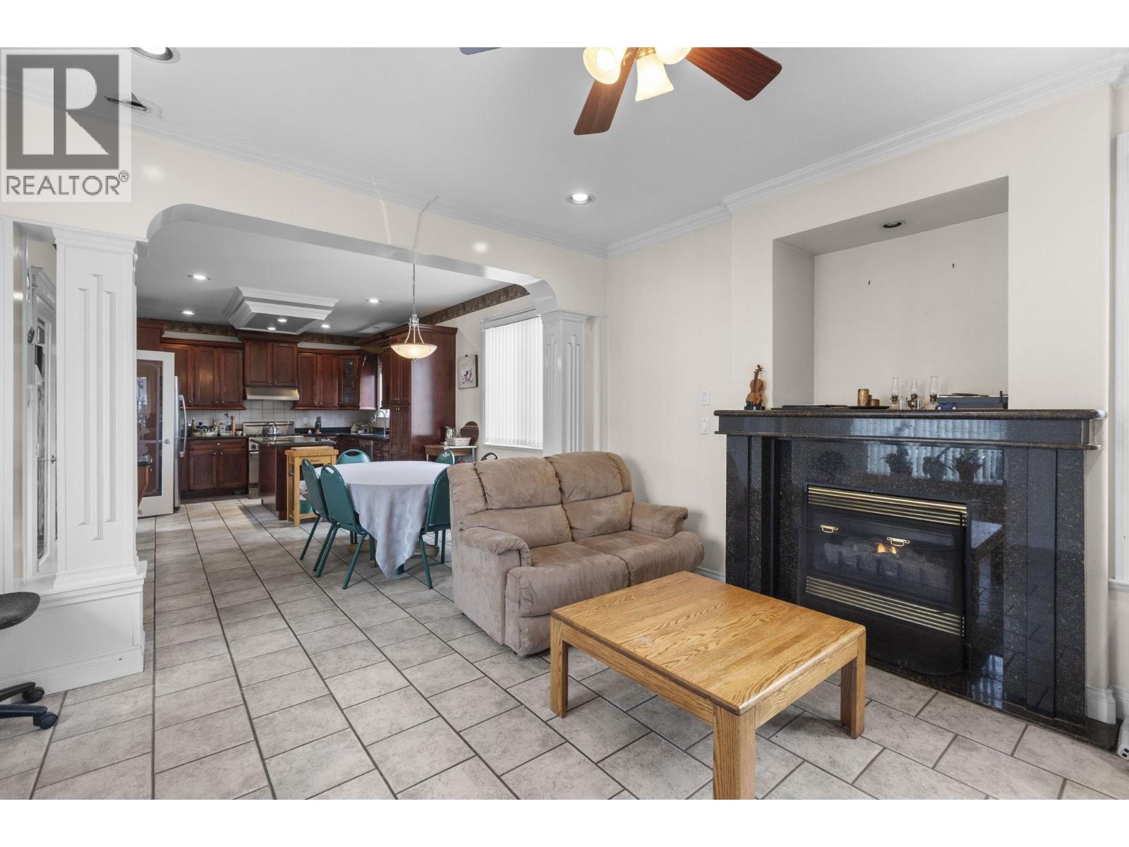 218 SEAVIEW DRIVE, Port Moody