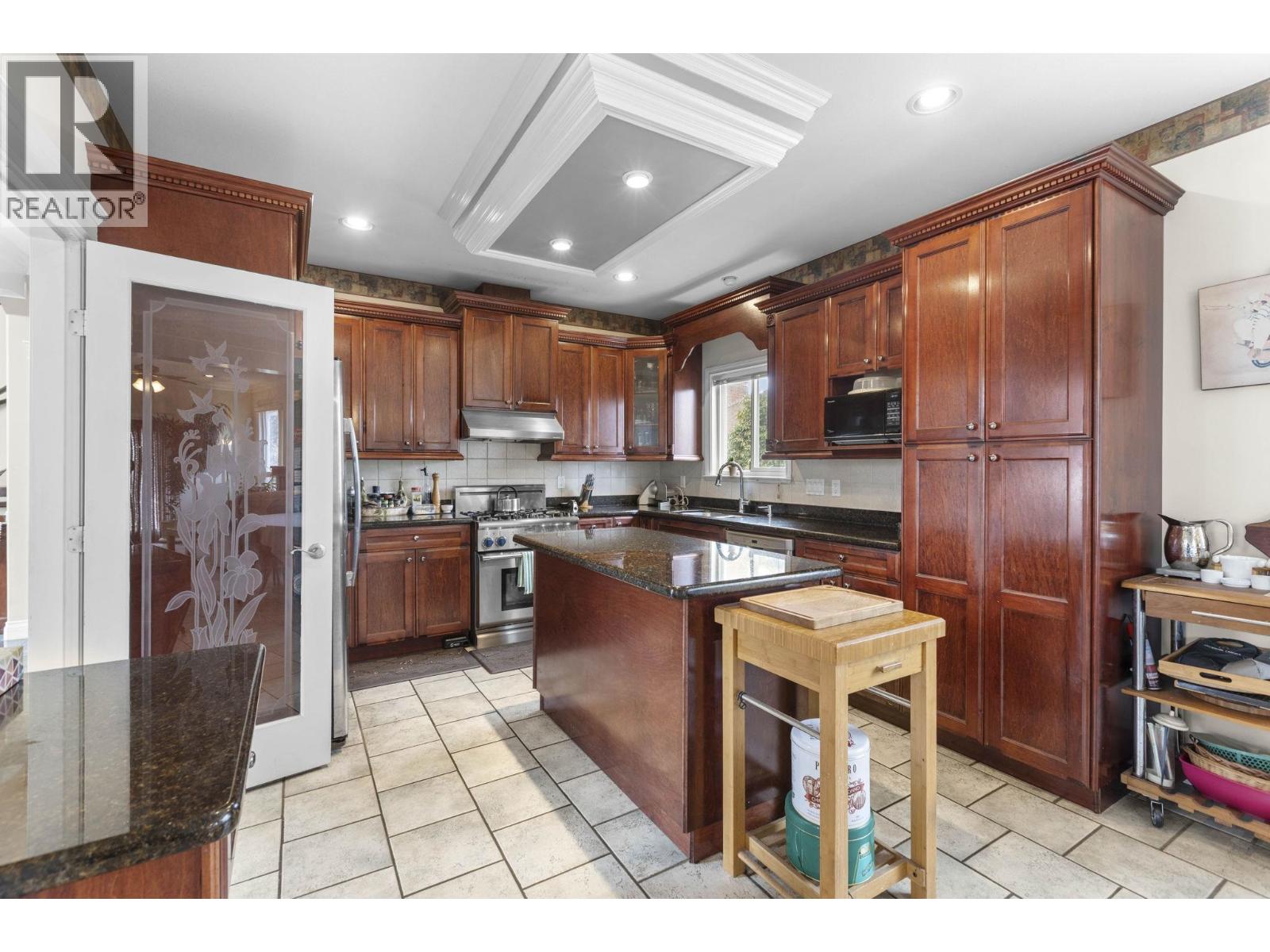 218 SEAVIEW DRIVE, Port Moody