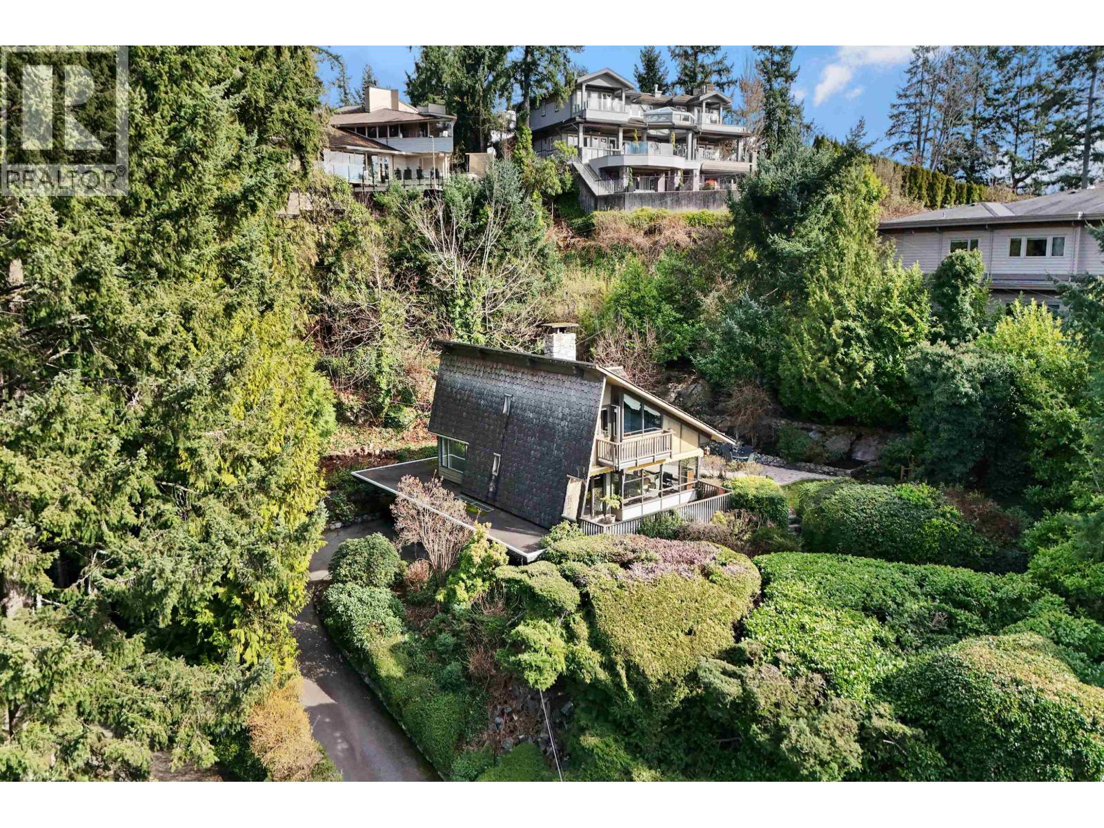 6035 EAGLERIDGE Drive - photo 2