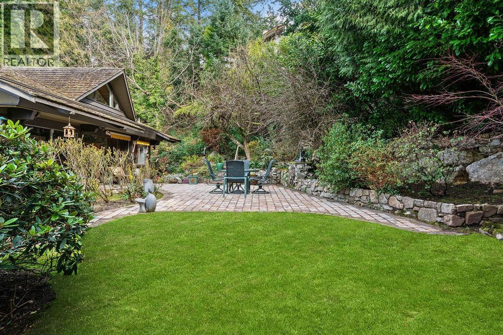 6035 EAGLERIDGE DRIVE, West Vancouver