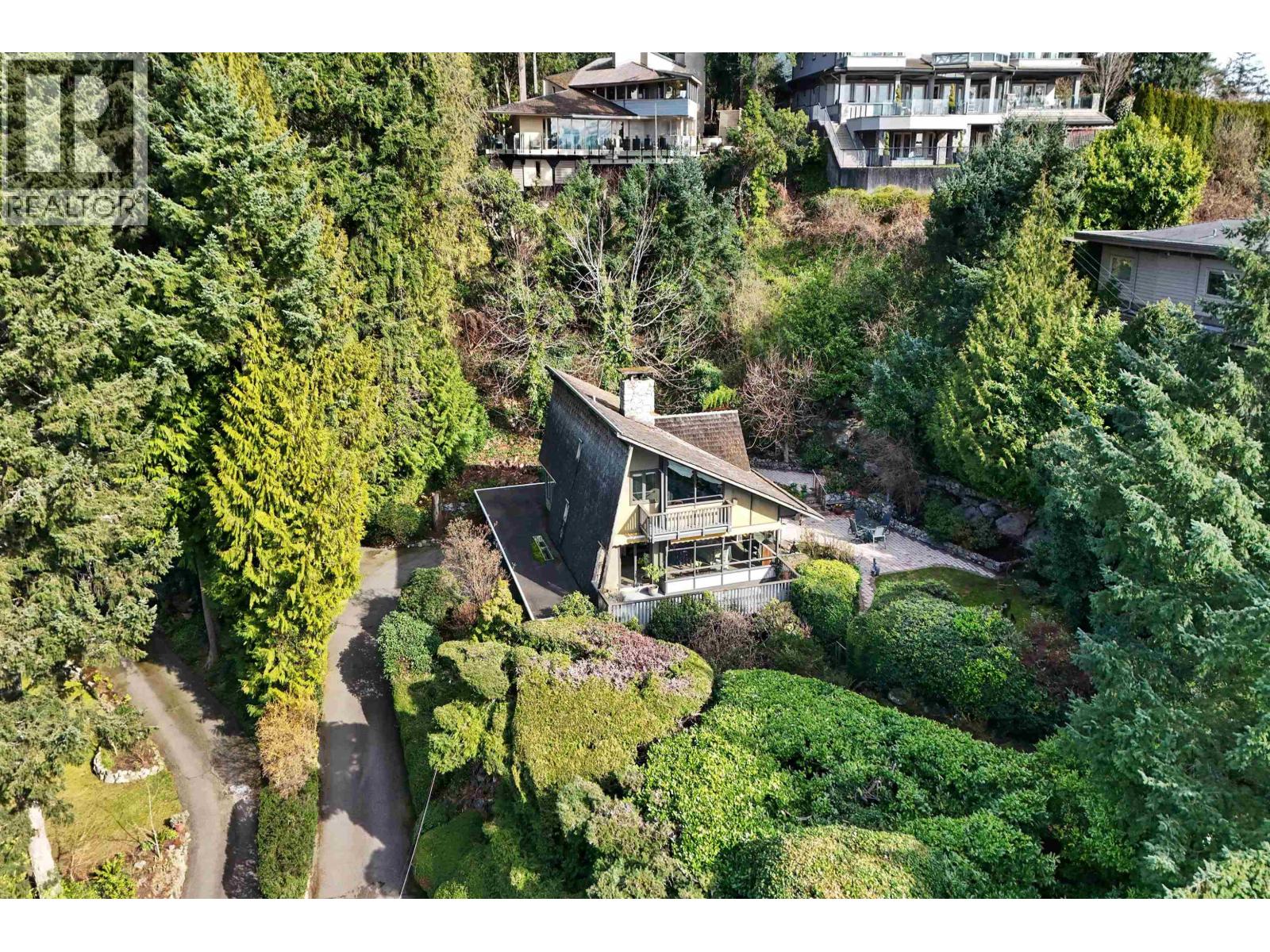 6035 EAGLERIDGE DRIVE, West Vancouver