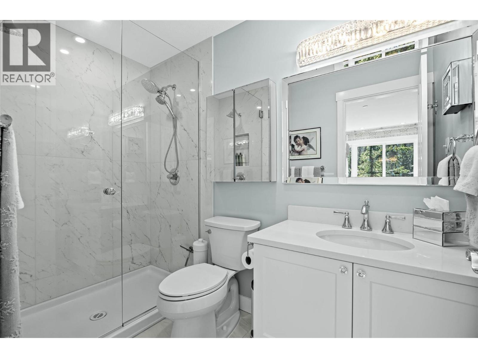 #33 6015 VALLEY DRIVE - 21