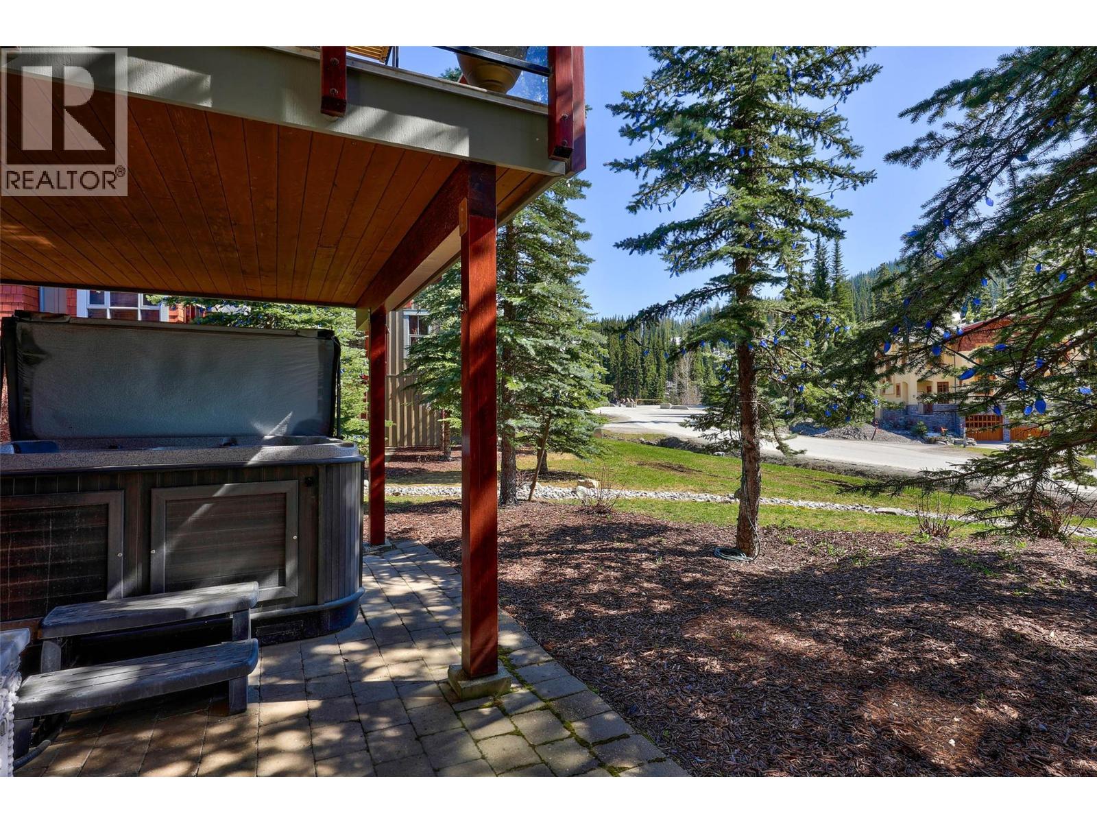 #33 6015 VALLEY DRIVE - 33