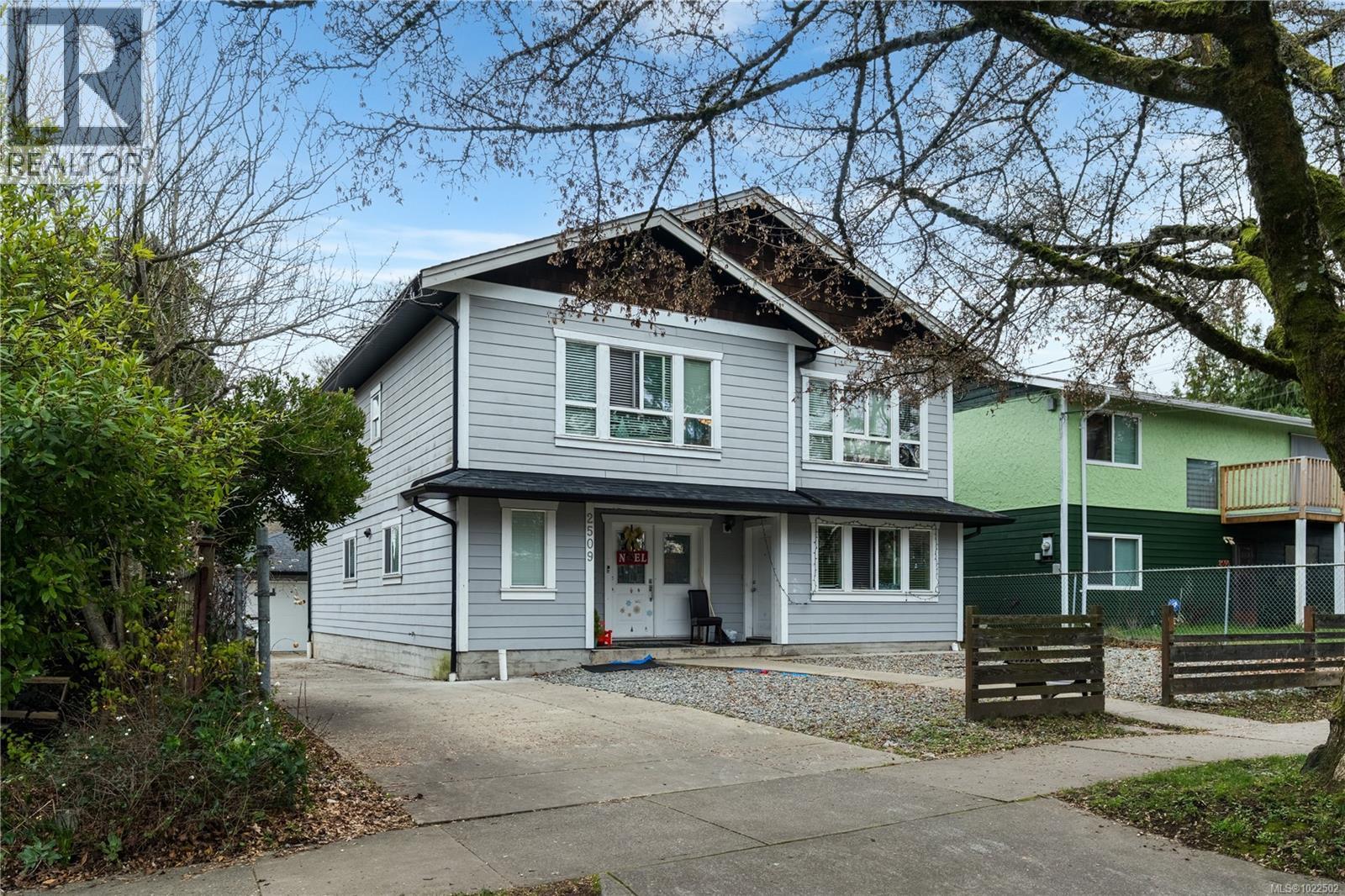 2509 Graham St, Victoria