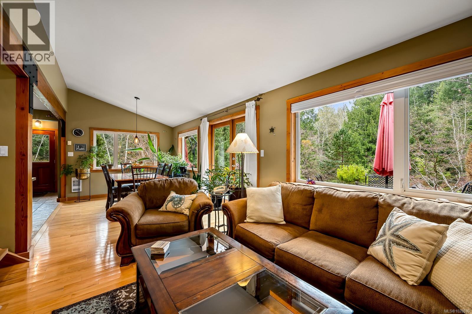 1590 Carrington Bay Rd - 13