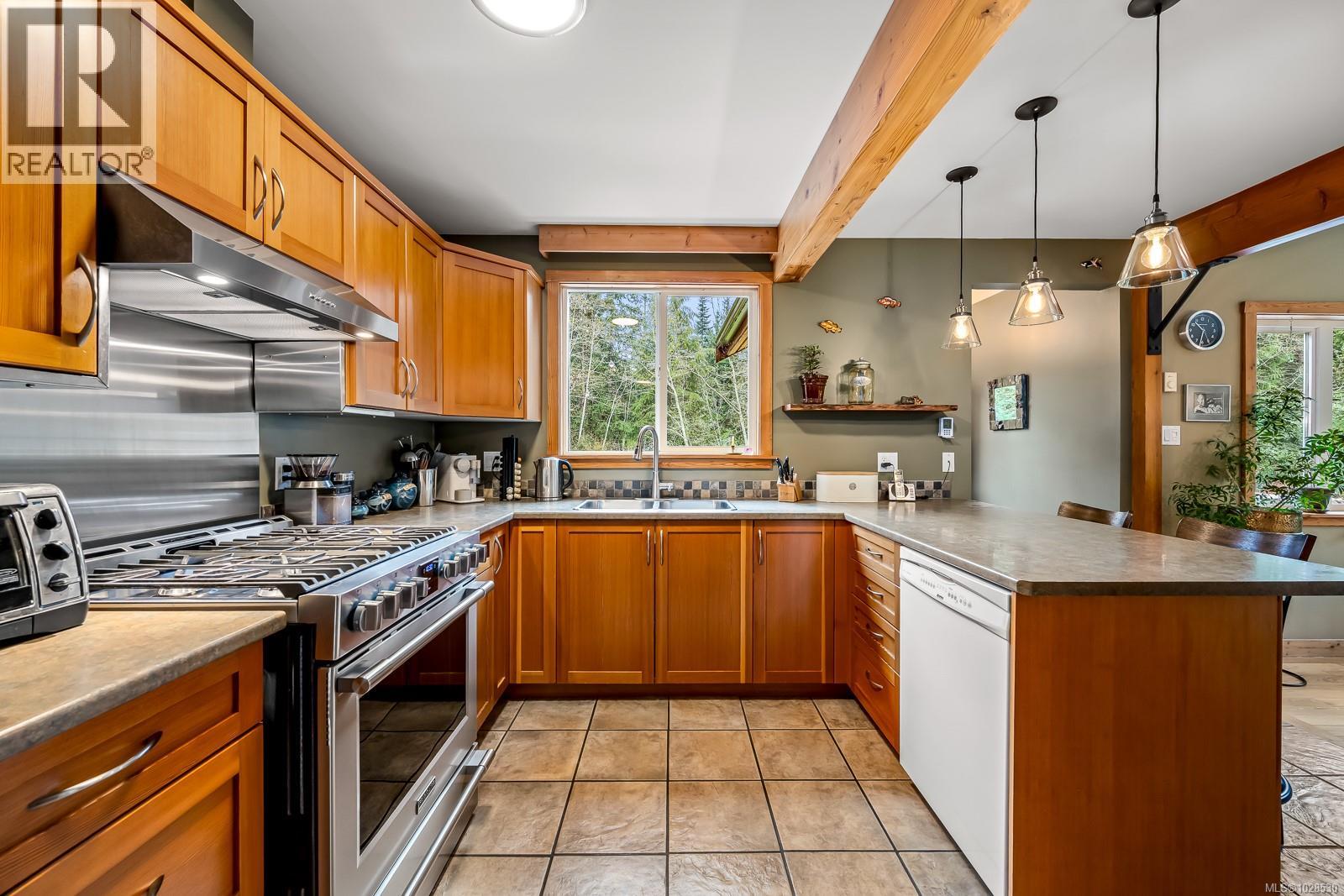 1590 Carrington Bay Rd - 2