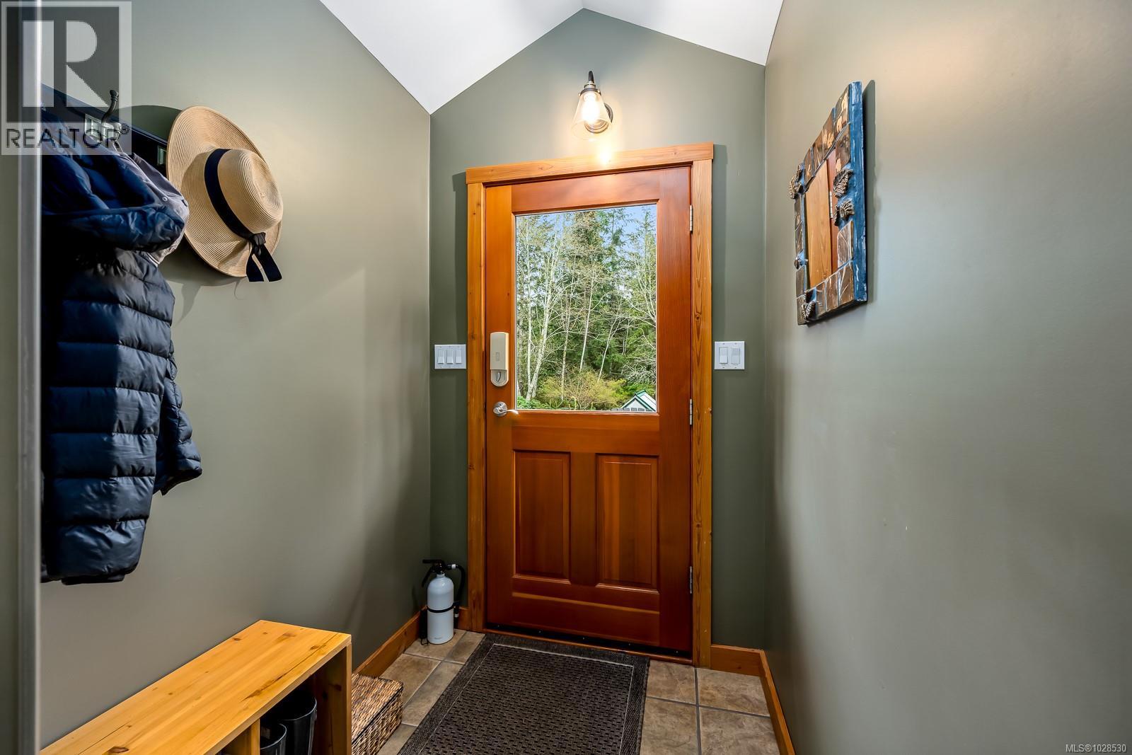 1590 Carrington Bay Rd - 20