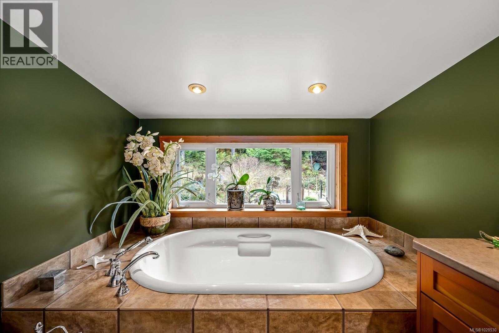 1590 Carrington Bay Rd - 28
