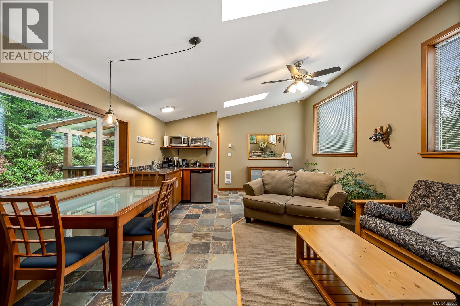1590 Carrington Bay Rd - 43