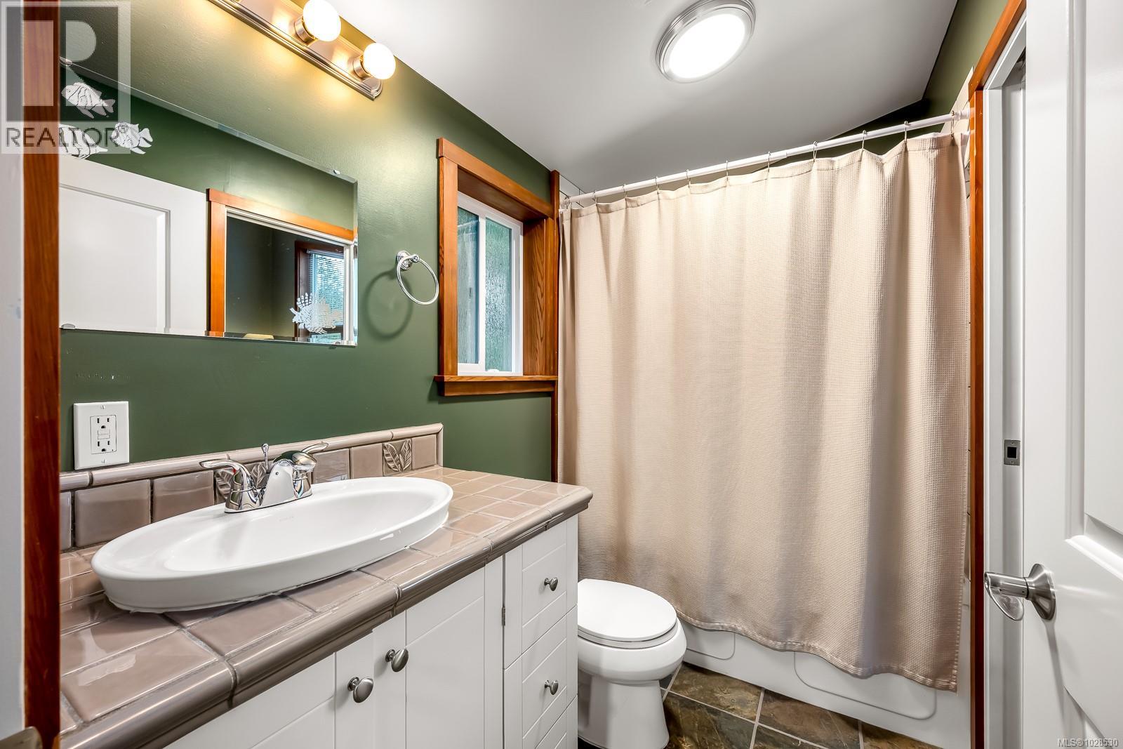 1590 Carrington Bay Rd - 47