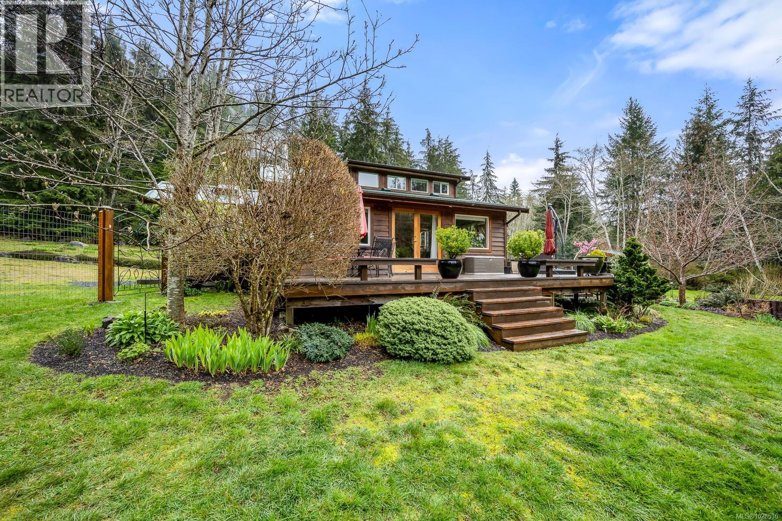1590 Carrington Bay Rd - 90