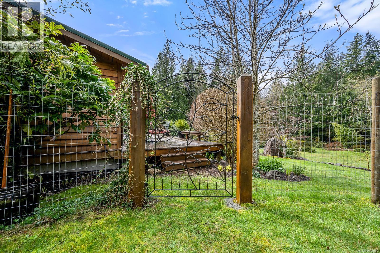 1590 Carrington Bay Rd - 91
