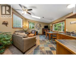 1590 Carrington Bay Rd, Cortes Island, BC V0P1Z0 Photo 39