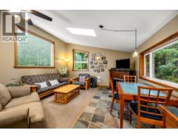 1590 Carrington Bay Rd, Cortes Island, BC V0P1Z0 Photo 41