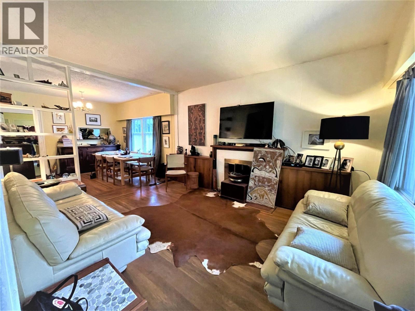 3259 7TH Avenue - photo 2