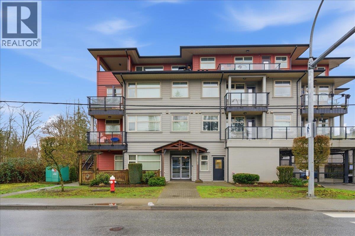 207 22858 LOUGHEED HIGHWAY, Maple Ridge
