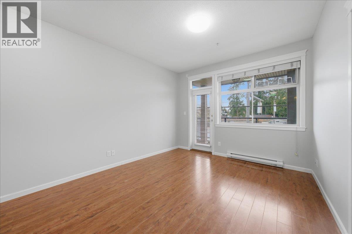 207 22858 LOUGHEED HIGHWAY, Maple Ridge